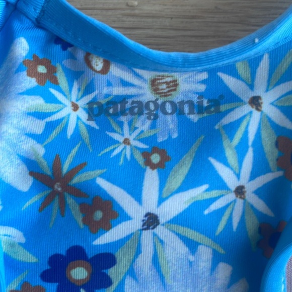 NWT Patagonia One Piece Swimsuit. Size 2T - Picture 4 of 5